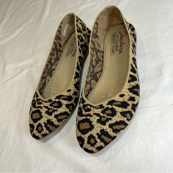 Sketchers leopard print soft point toe flats loafers size 9 - Picture 1 of 4